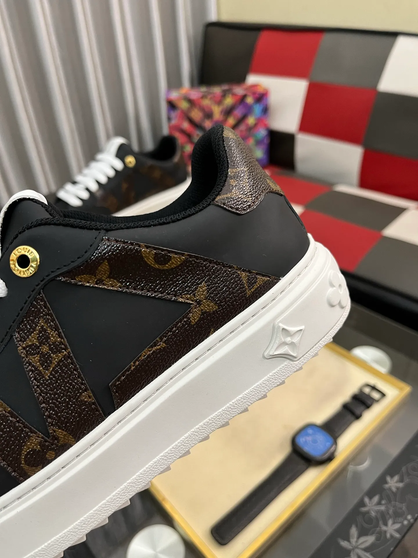 Men's shoes 💰520⌚️⌚️LV Louis Vuitton. The latest fashionable casual shoes are popular in physical stores. New spring and summer comfortable imported custom original cowhide, unique jacquard fabric element design. With sheepskin lining, Lv original bottom, [sun][sun] high-end packaging and high quality💪Details determine the quality, you can enter and leave the counter at will, welcome to compare🇮🇹Number of sizes 38-445️⃣Color options available
